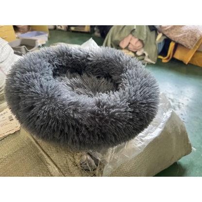 Snuggle Up Your Furry Friends in This Cozy, Unique Circular Cat Nest - Perfect for Cats and Small Dogs All Year Round! 🐾💤