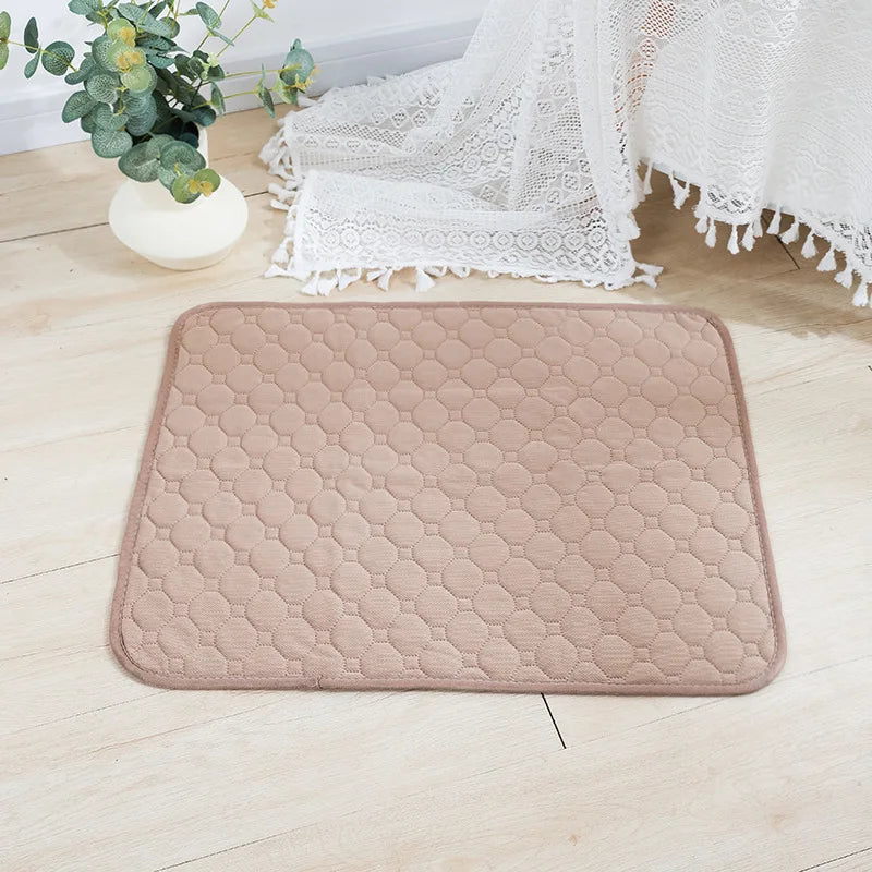 Ultimate Washable Pet Diaper Mat - Reusable, Absorbent, and Waterproof Training Pad for Dogs - Perfect for Home and Travel!
